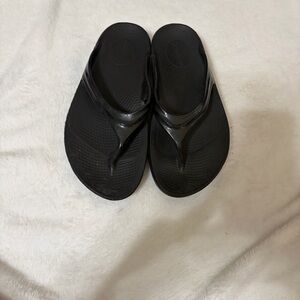 Oofos Flip Flops